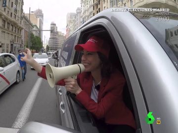 Los 'gritos' de Ayuso por Madrid en plena campaña electoral: "¡Coleta, iluso, te va a ganar Ayuso!" Los 'gritos' de Ayuso por Madrid en plena campaña electoral: "¡Coleta, iluso, te va a ganar Ayuso!"